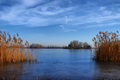 jezero u velja&hellip;