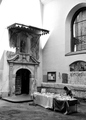 Kod crkve Svet&hellip;