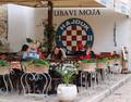 oči pune ljuba&hellip;